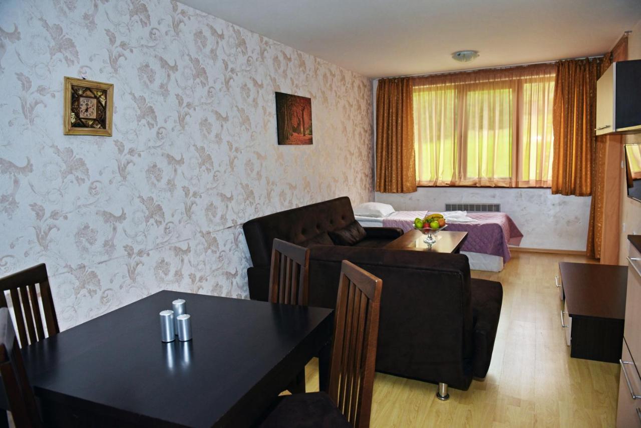 Aparthotel Forest Nook بامبوروفو المظهر الخارجي الصورة