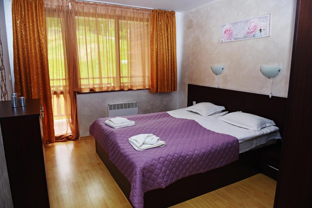 Aparthotel Forest Nook بامبوروفو المظهر الخارجي الصورة
