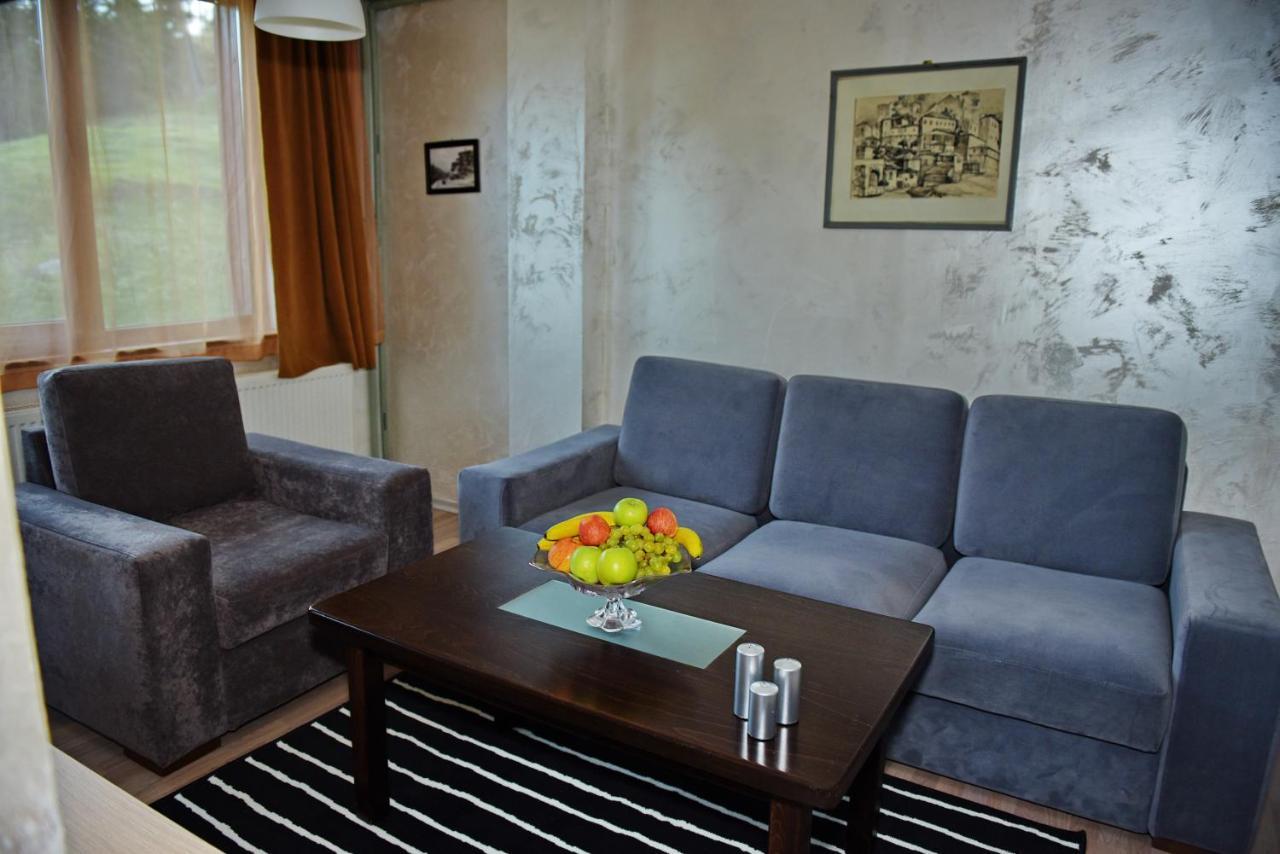 Aparthotel Forest Nook بامبوروفو المظهر الخارجي الصورة